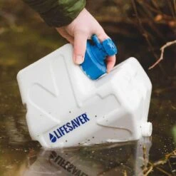 CUBE FILTRANT PURIFICATEUR D'EAU - LIFESAVER - CAPACITÉ 5L - 5000L FILTRÉS -Célèbre Camping Magasin cube filtrant purificateur deau lifesaver capacite 5l 5000l filtres 2