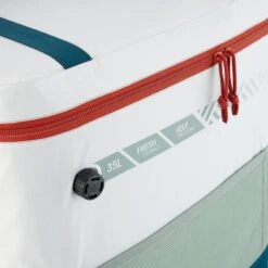 Quechua GLACIERE SOUPLE DE CAMPING - 35 LITRES - CONSERVATION AU FRAIS 17 HEURES -Célèbre Camping Magasin glaciere souple de camping 35 litres conservation au frais 17 heures 8