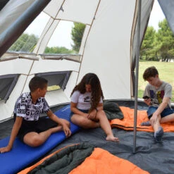 Tente De Camping Tipii - 6 Personnes - Hauteur 2,50m - Moustiquaire - Beige/Gris 12 Tente De Camping Tipii - 6 Personnes - Hauteur 2,50m - Moustiquaire - Beige/Gris -Célèbre Camping Magasin tente de camping tipii 6 personnes hauteur 250m moustiquaire beigegris 5